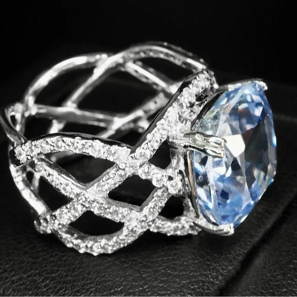 9.55ct Sapphire Cornflower white Sapphire Ring 925 criss cross split shank - Picture 1 of 4